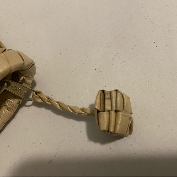 EUC   DSL Woven Cosmetic Case - Picture 5 of 5